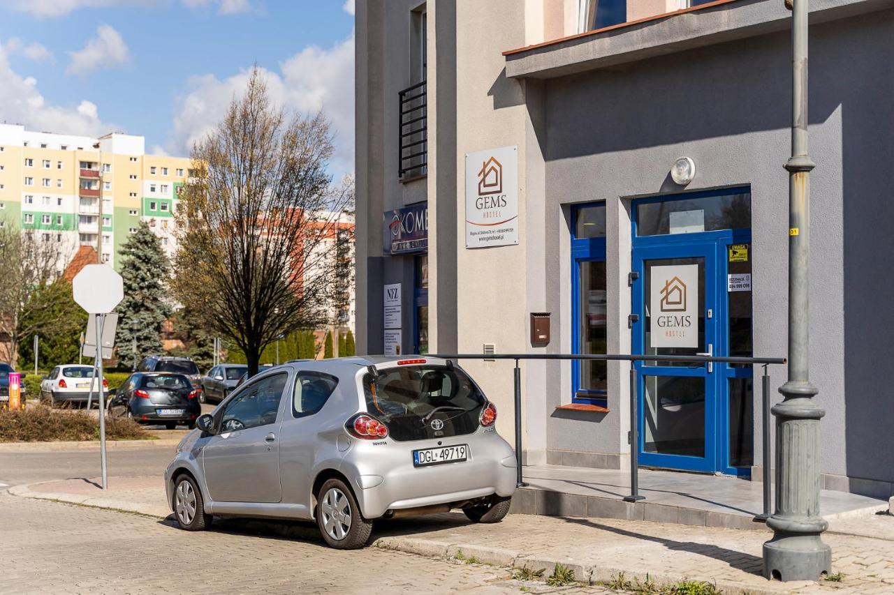 Gems Hostel Głogów Exterior foto